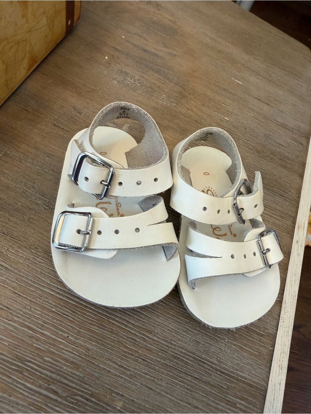 Baby Sun San Sea Wee White Leather Buckle Sandals